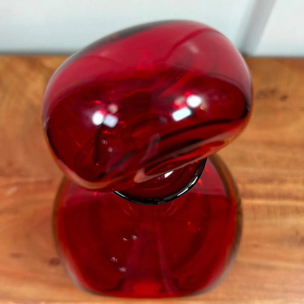 N/A vibrant ruby